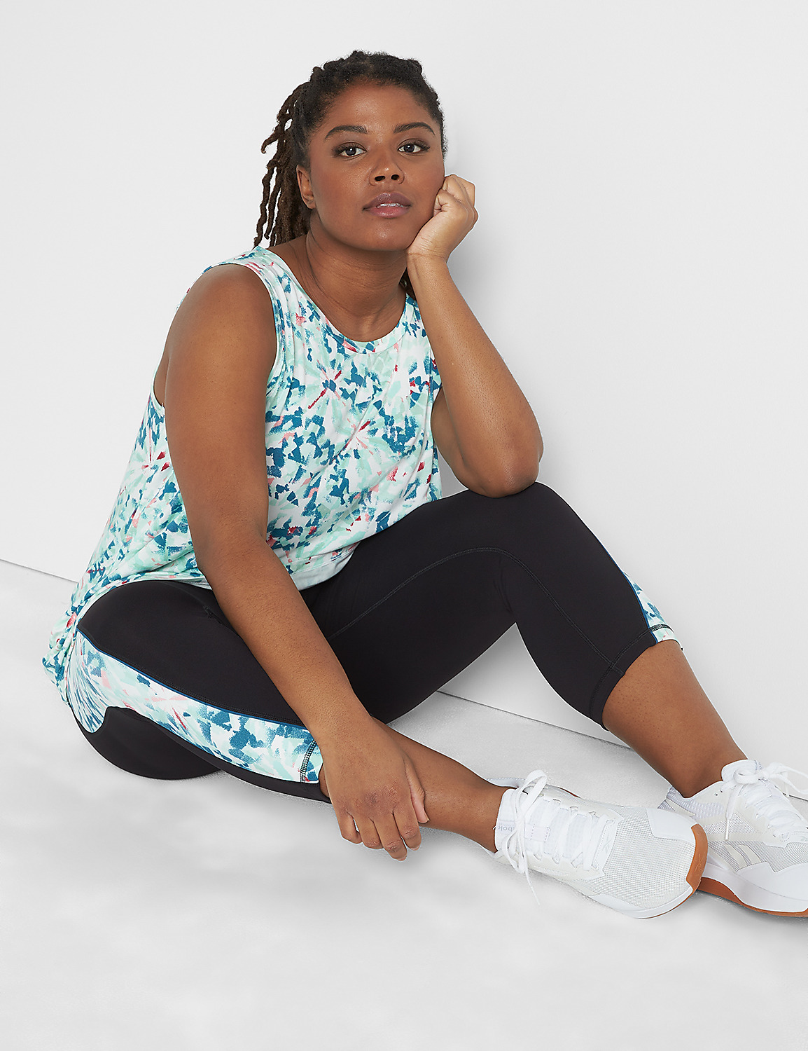 LIVI Crew-Neck V-Back Tank Product Image 3