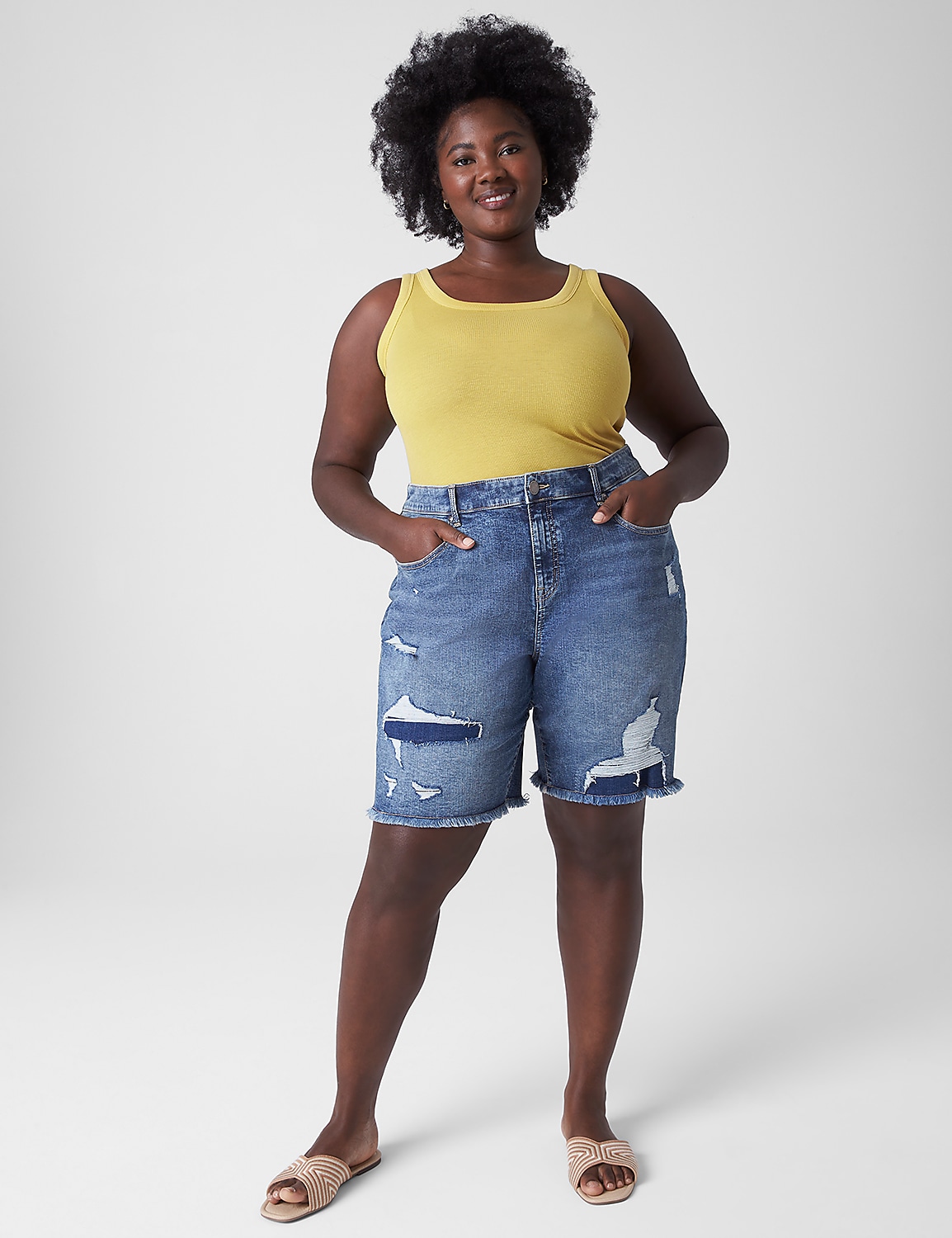 Signature Fit Boyfriend Bermuda Jean Short Product Image 3