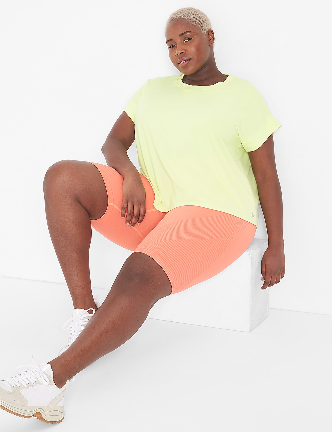 LIVI Soft Crew-Neck Tee - thumbnail 3