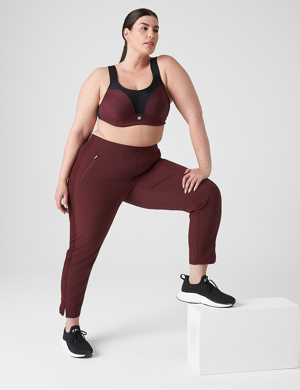 LIVI Max Support Wicking Underwire Sports Bra - thumbnail 3