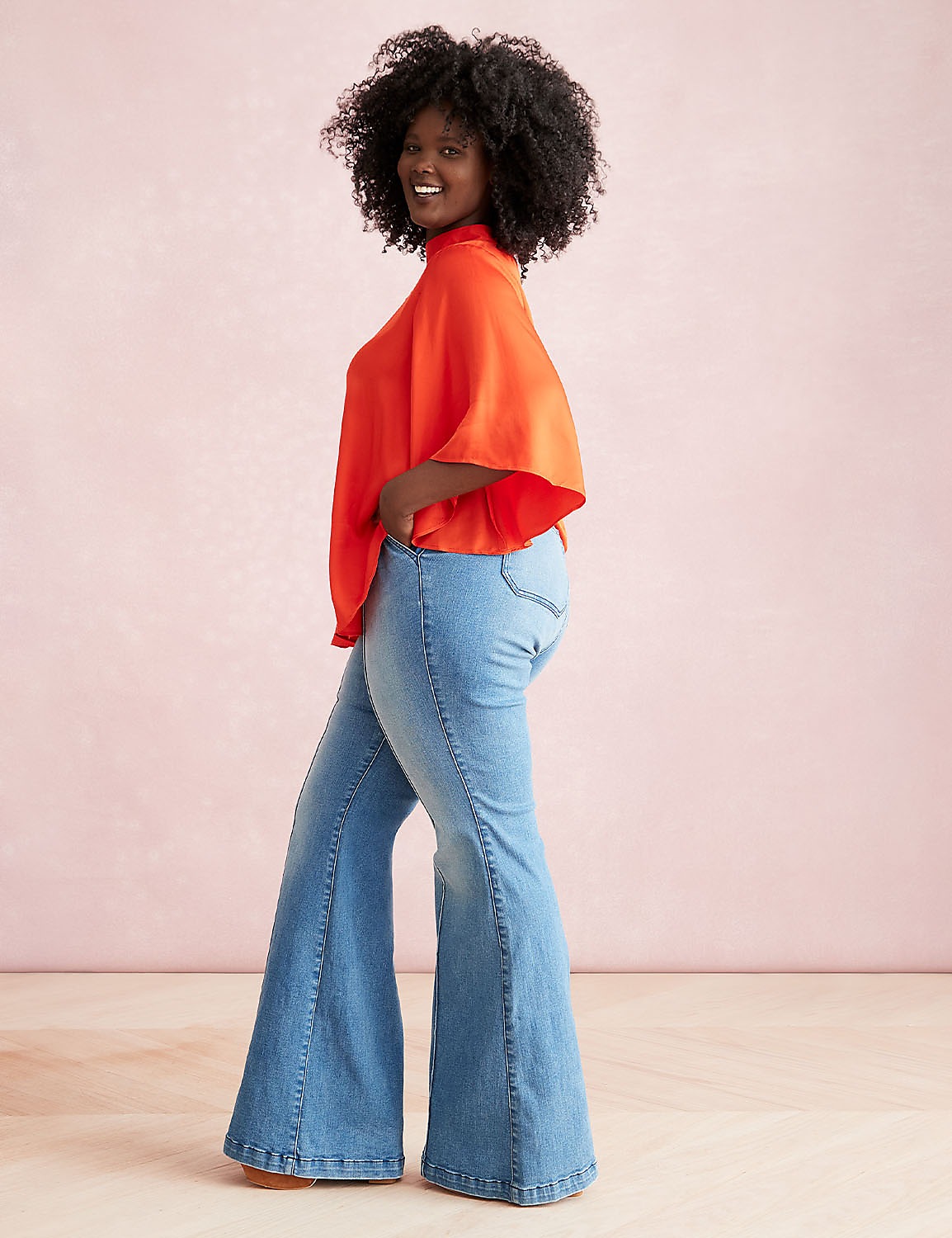 Signature Fit High-Rise Ultra Flare Jean Product Image 4