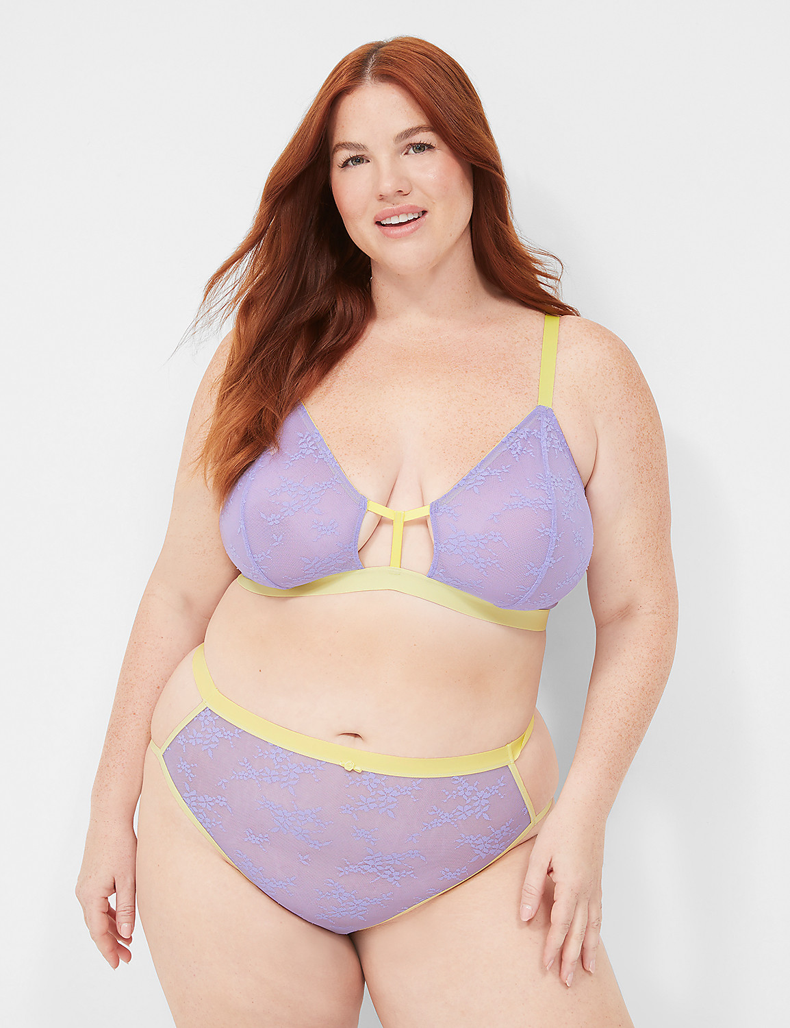 Delicate Lace Peek-A-Boo No-Wire Bra Product Image 1