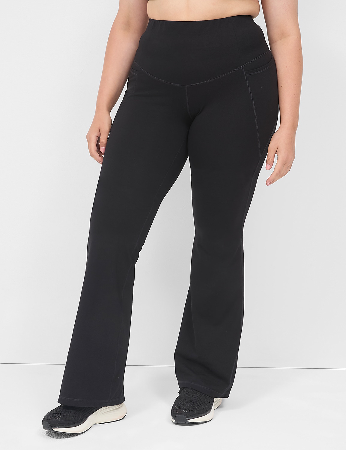 LIVI Smoothing Control Tech Signature Stretch Flare Legging Product Image 1