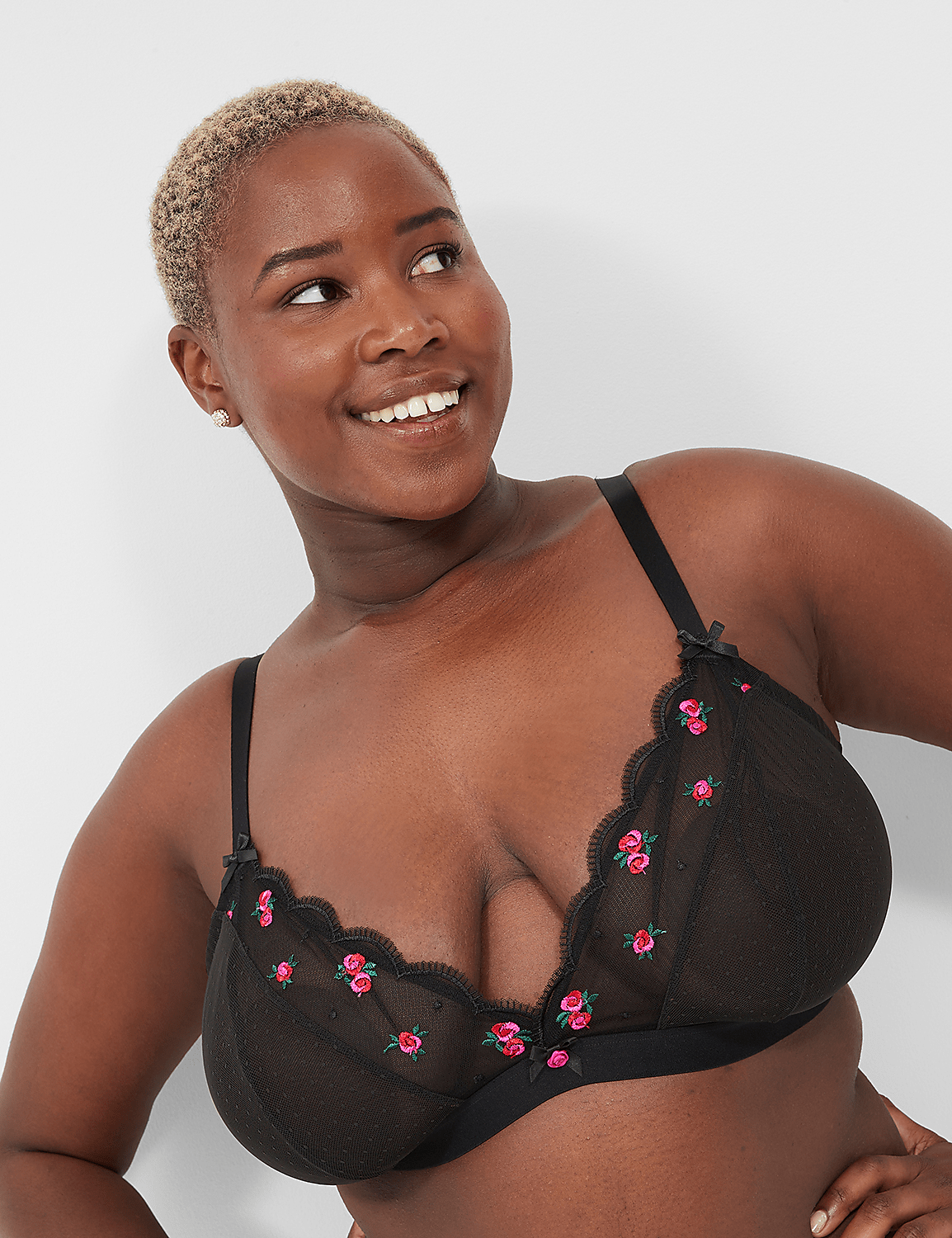 Embroidered No-Wire Triangle Bra Product Image 3