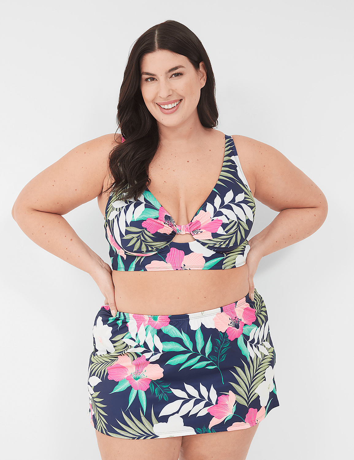 Underwire Knot-Front Bikini Top Product Image 6