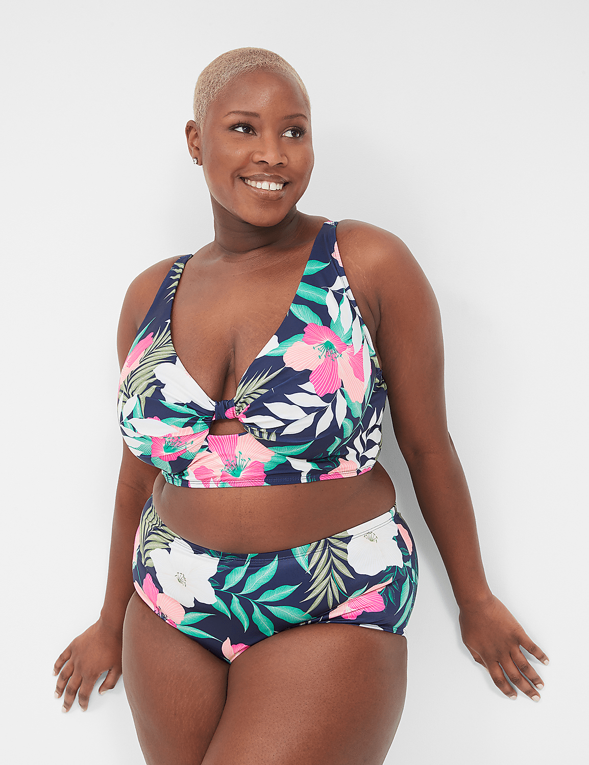 Underwire Knot-Front Bikini Top Product Image 7