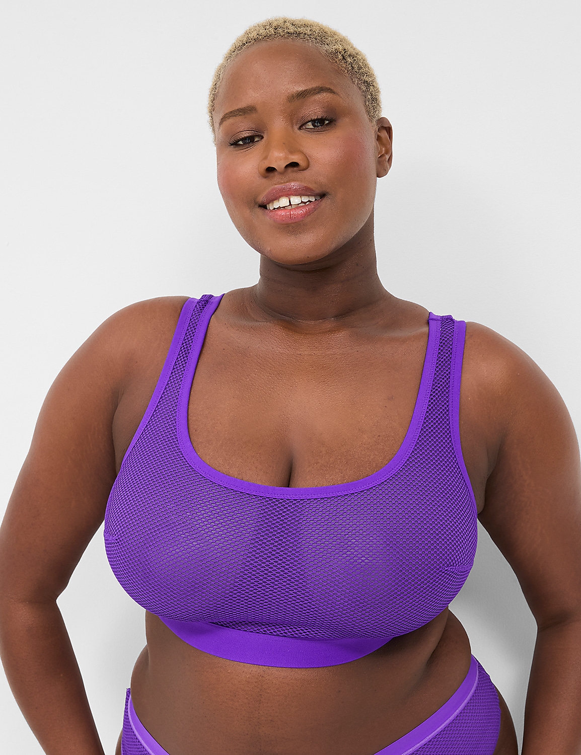 Fishnet Scoop-Neck Sheer Bralette Product Image 4