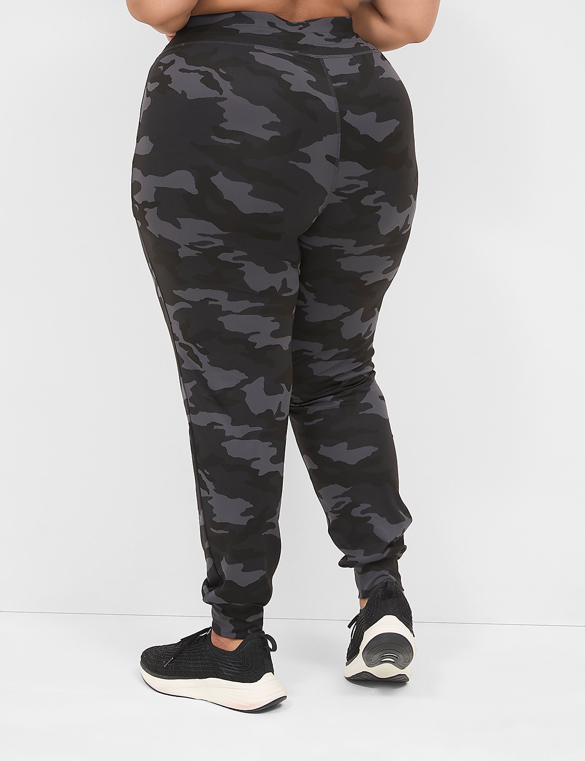 LIVI Recycled LIVI Soft Jogger Product Image 2