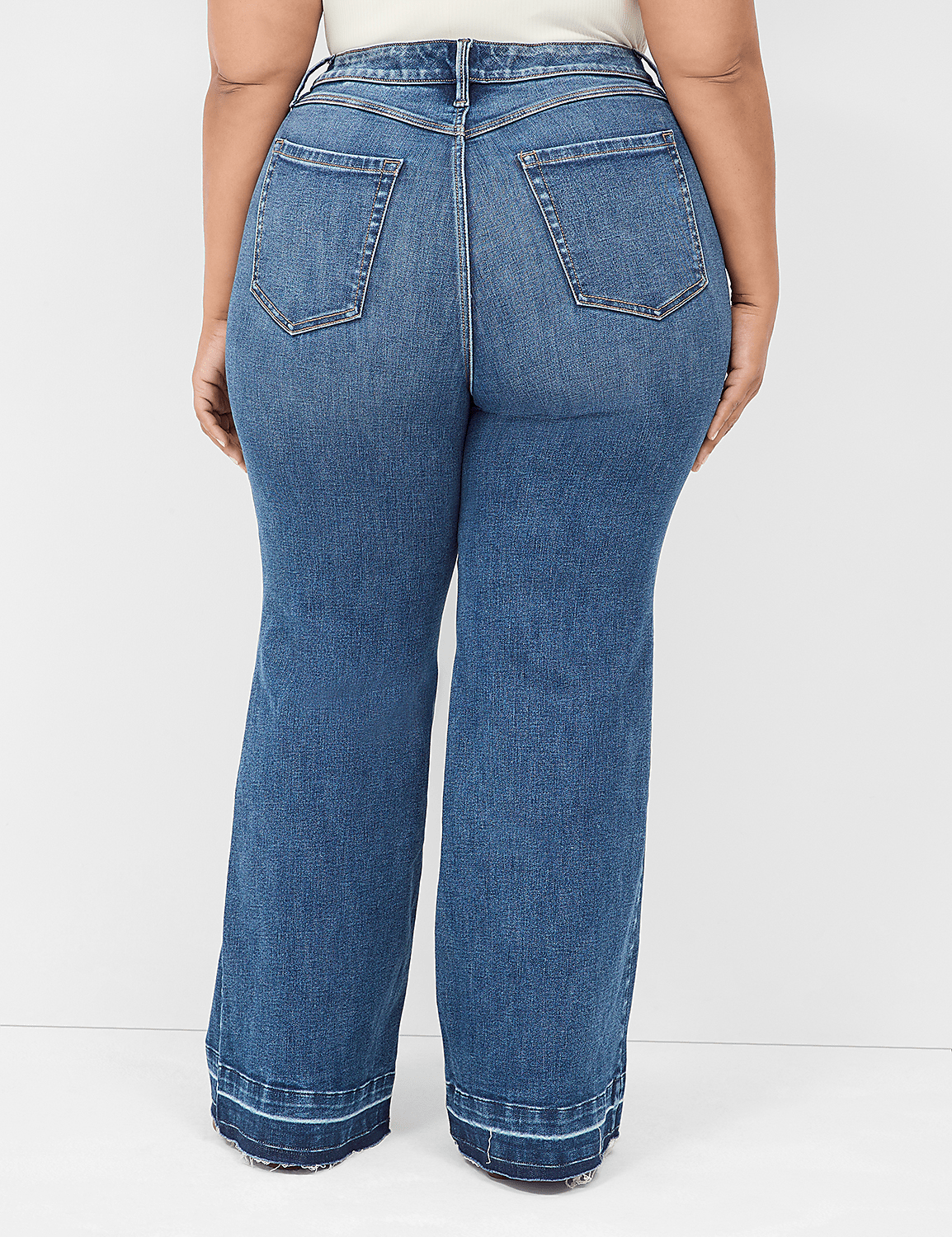 Signature Fit Raw-Hem Flare Jean Product Image 2