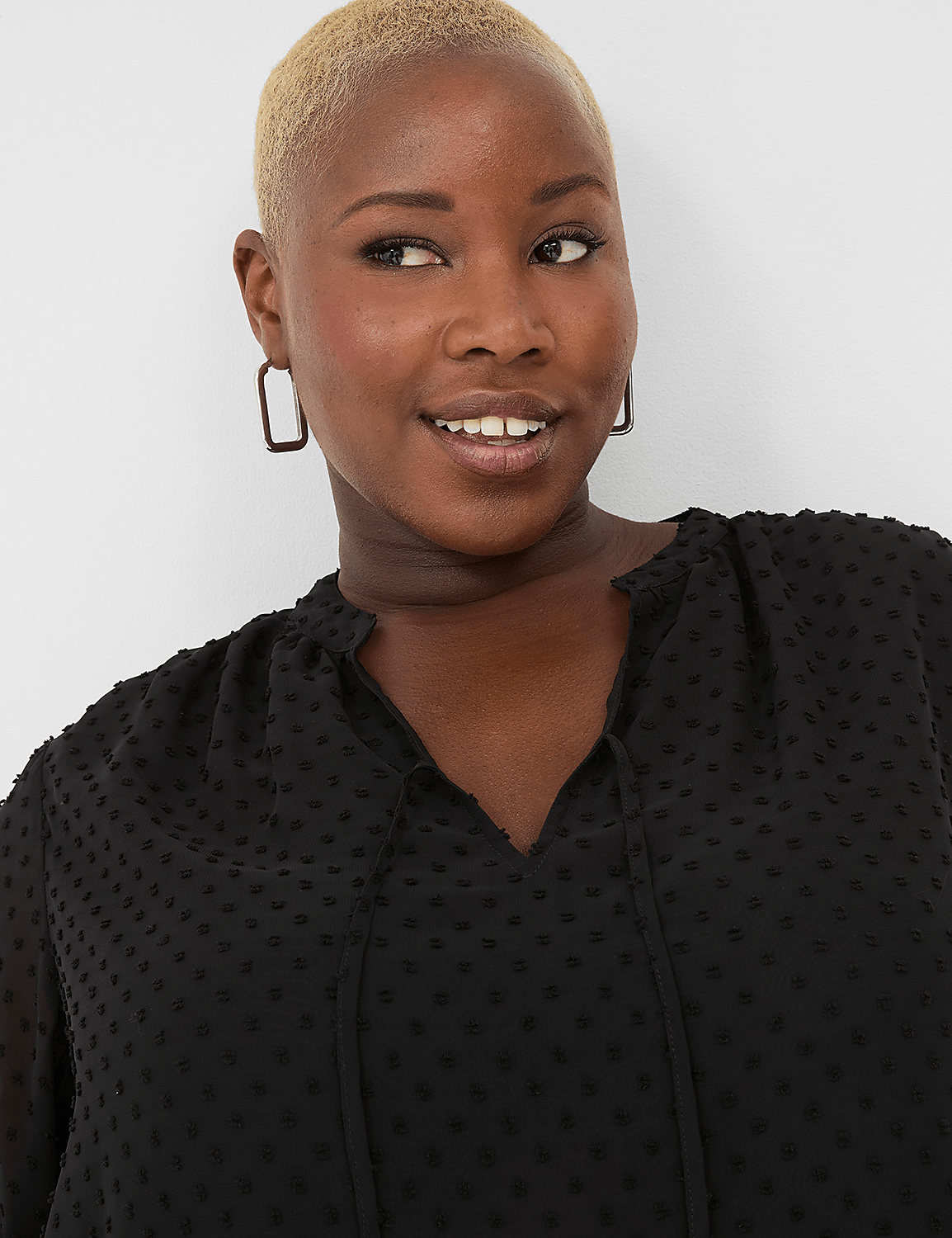 Clip Dot Split-Neck Popover Blouse Product Image 4