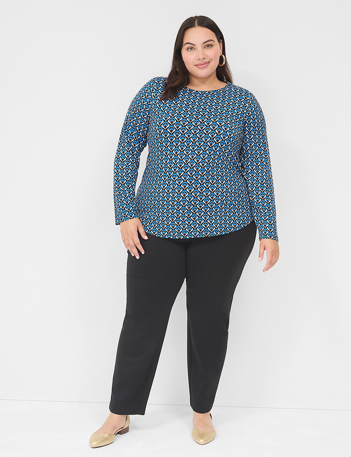 The Long-Sleeve Curved-Hem Tee Product Image 3