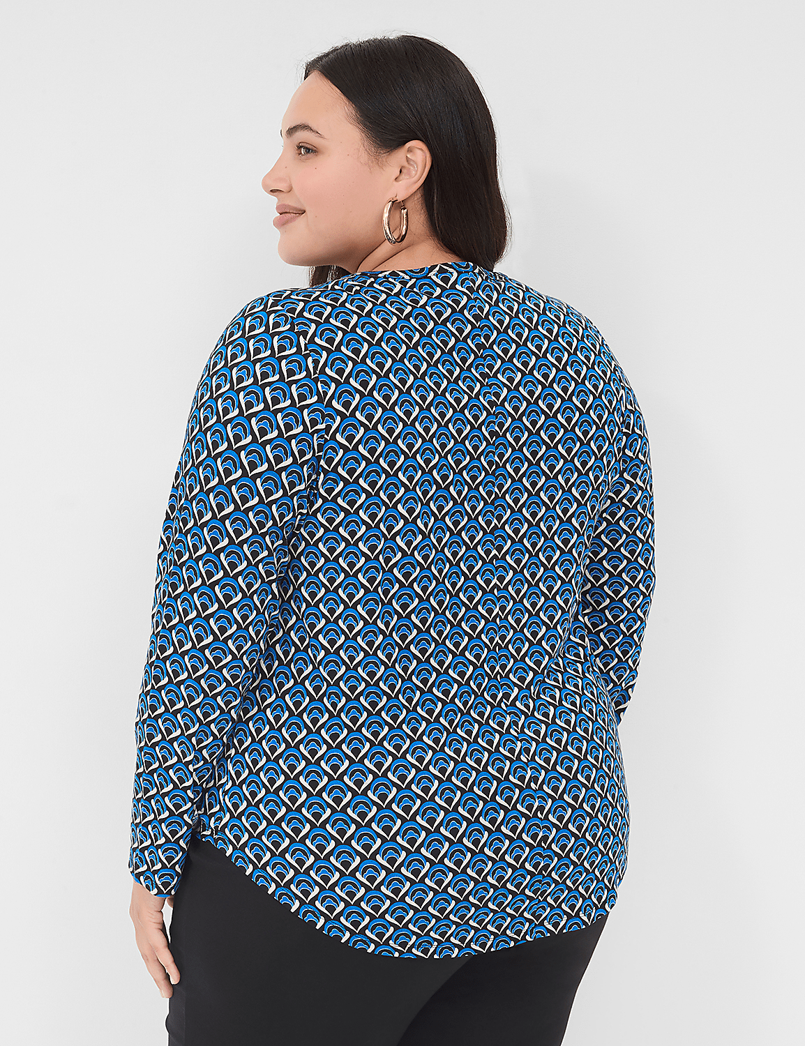 The Long-Sleeve Curved-Hem Tee Product Image 2
