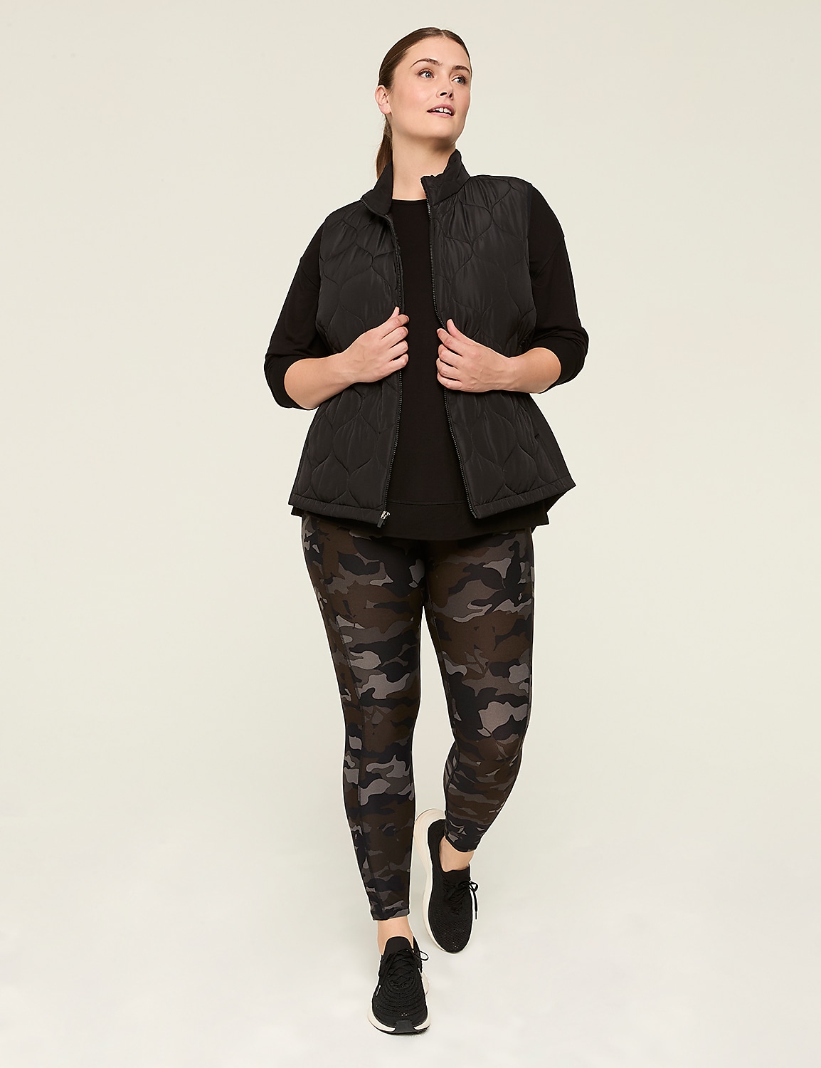 LIVI High-Rise Wicking 7/8 Legging Product Image 3