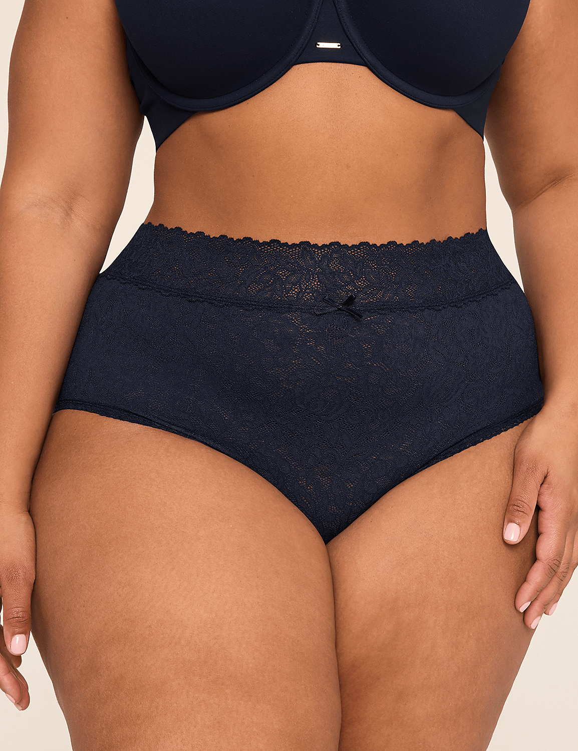Stretch Lace High-Leg Brief Panty Product Image 1