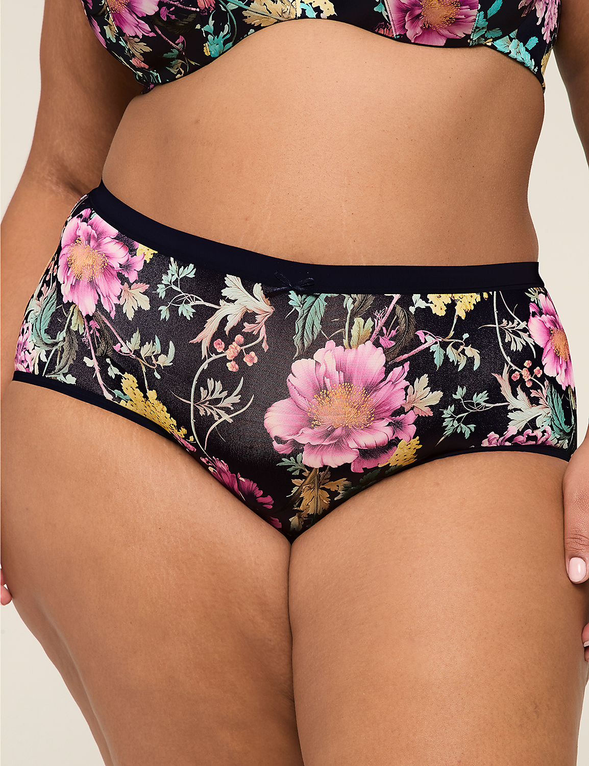 No-Show Full Brief Panty Product Image 1