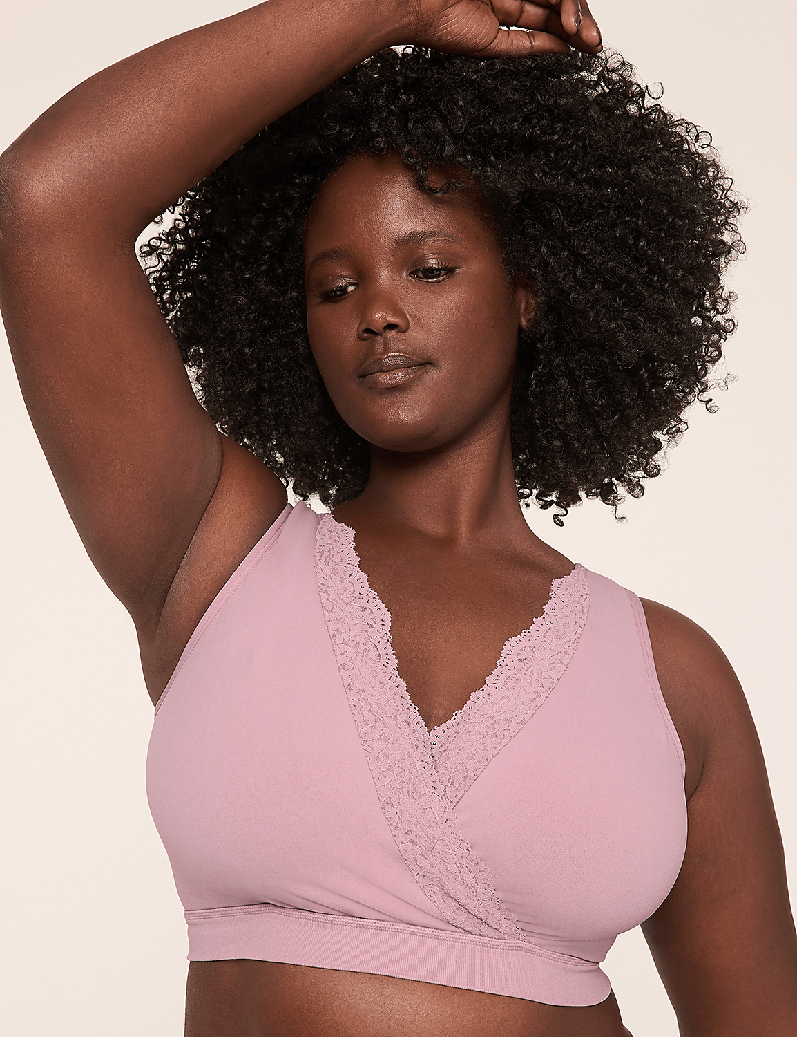 Seamless Crossover Lace-Trim Bralette Product Image 1