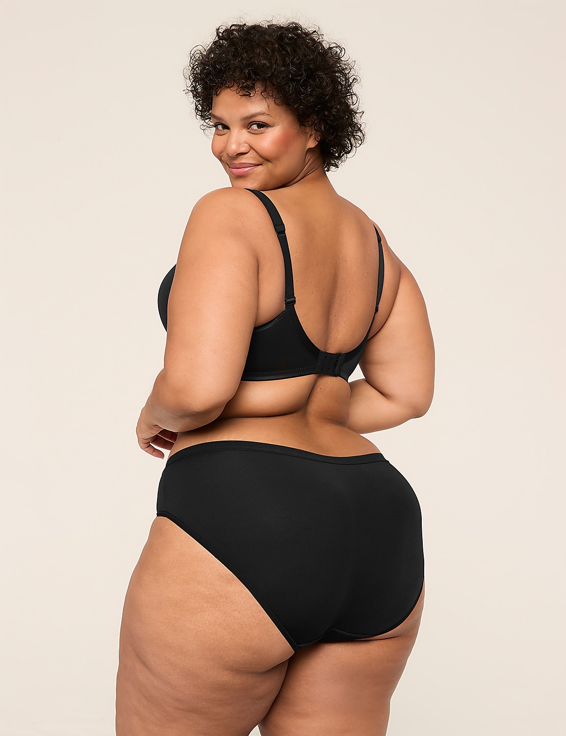 Smooth Boost Plunge Bra Product Image 2