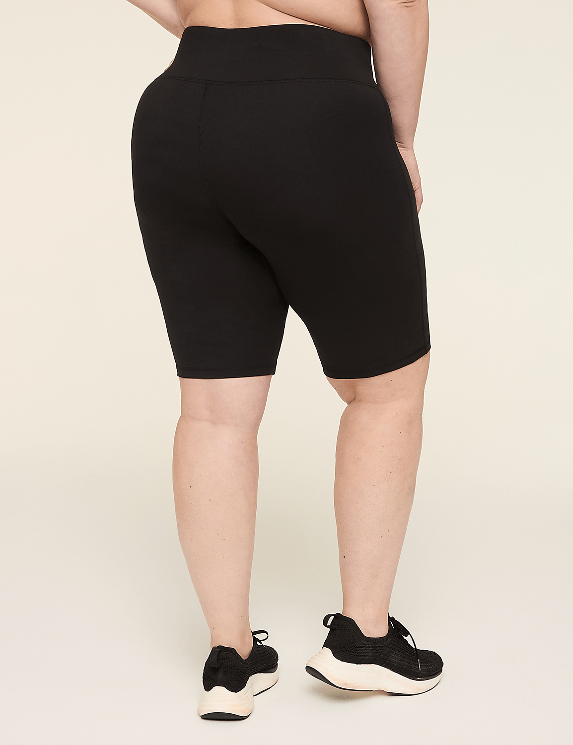 LIVI High-Rise Signature Stretch Bike Short Product Image 2
