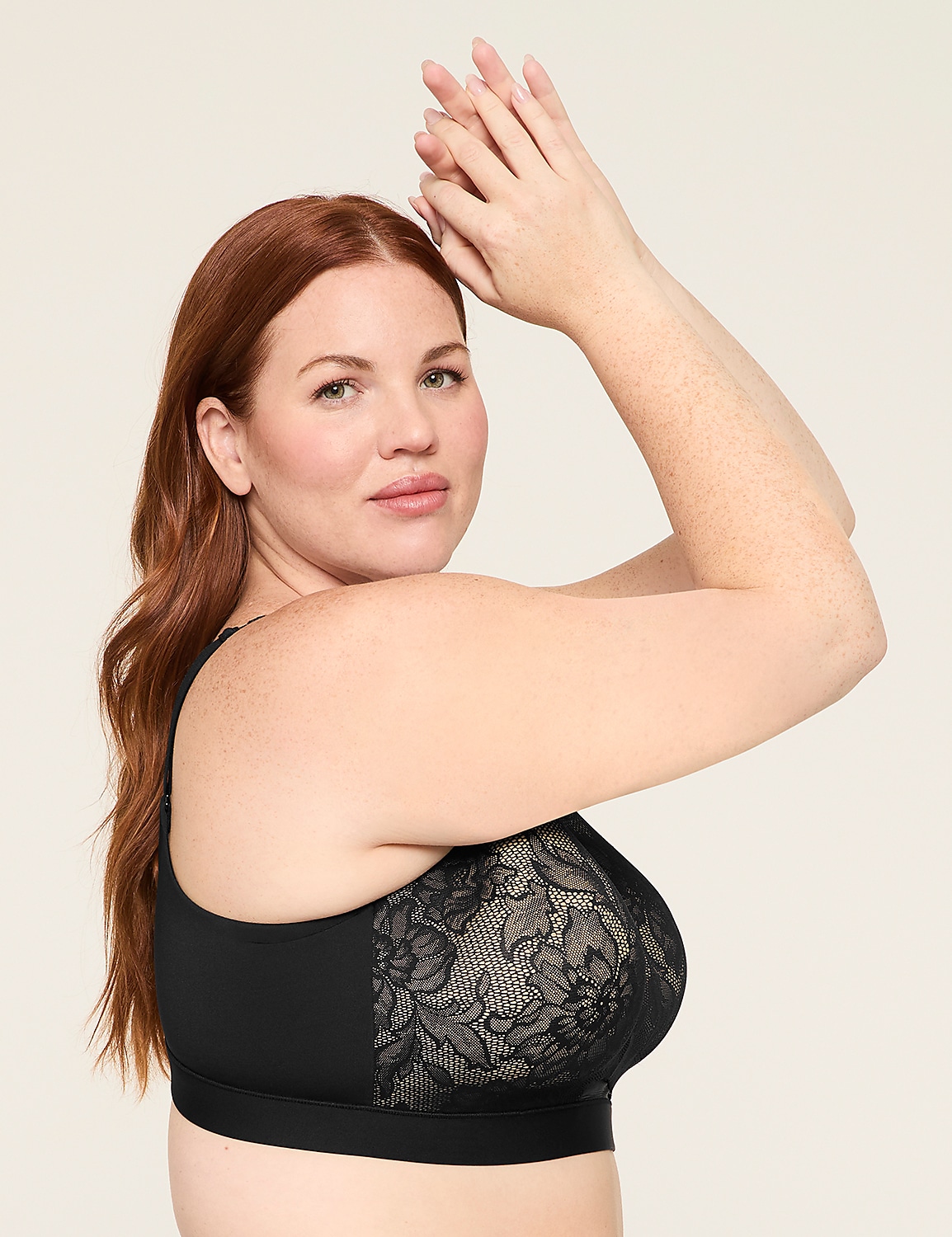 Comfort Bliss&reg; Lightly Lined No-Wire Bra With Lace Product Image 3