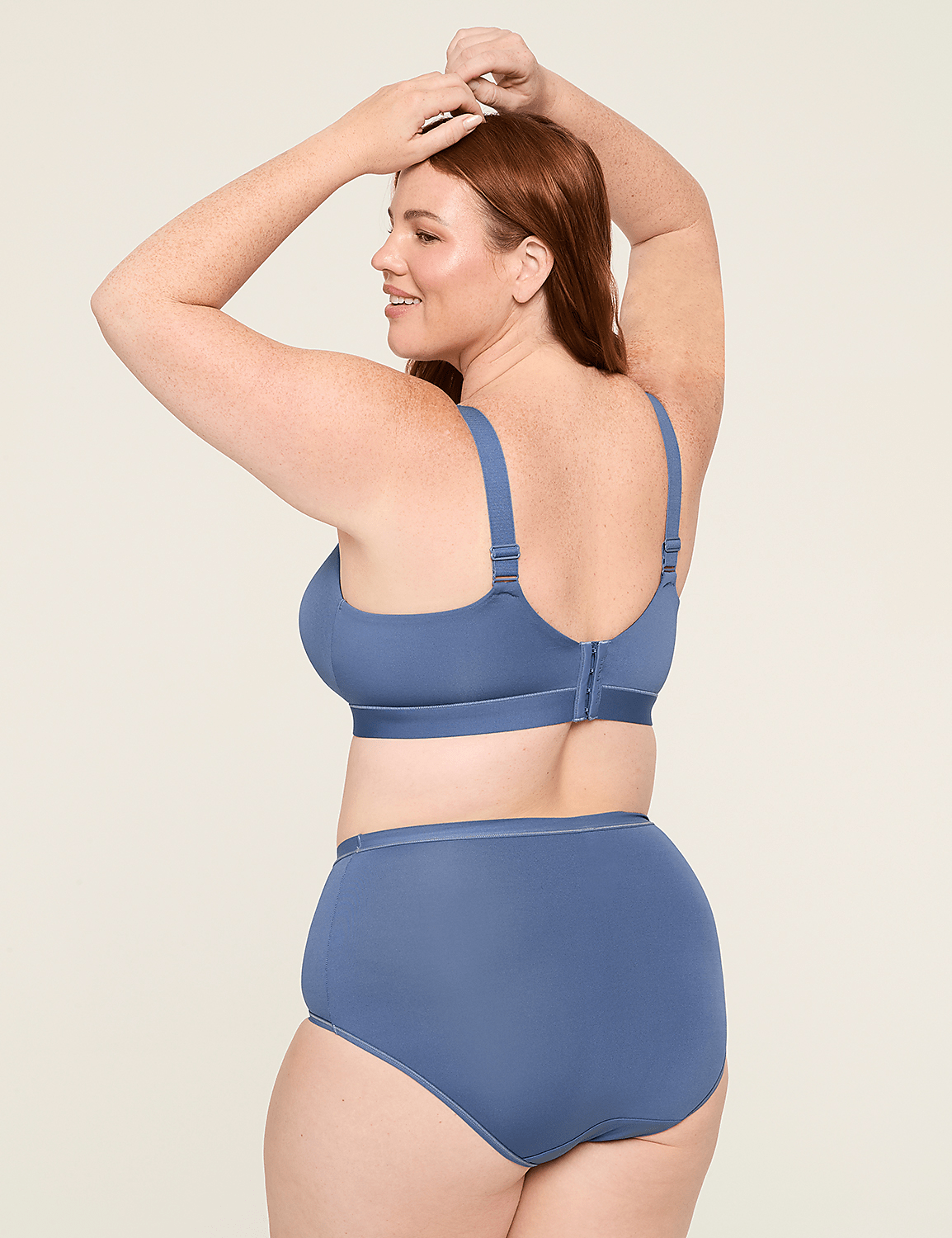 Comfort Bliss® Lightly Lined No-Wire Scoop Neck Bra - thumbnail 10