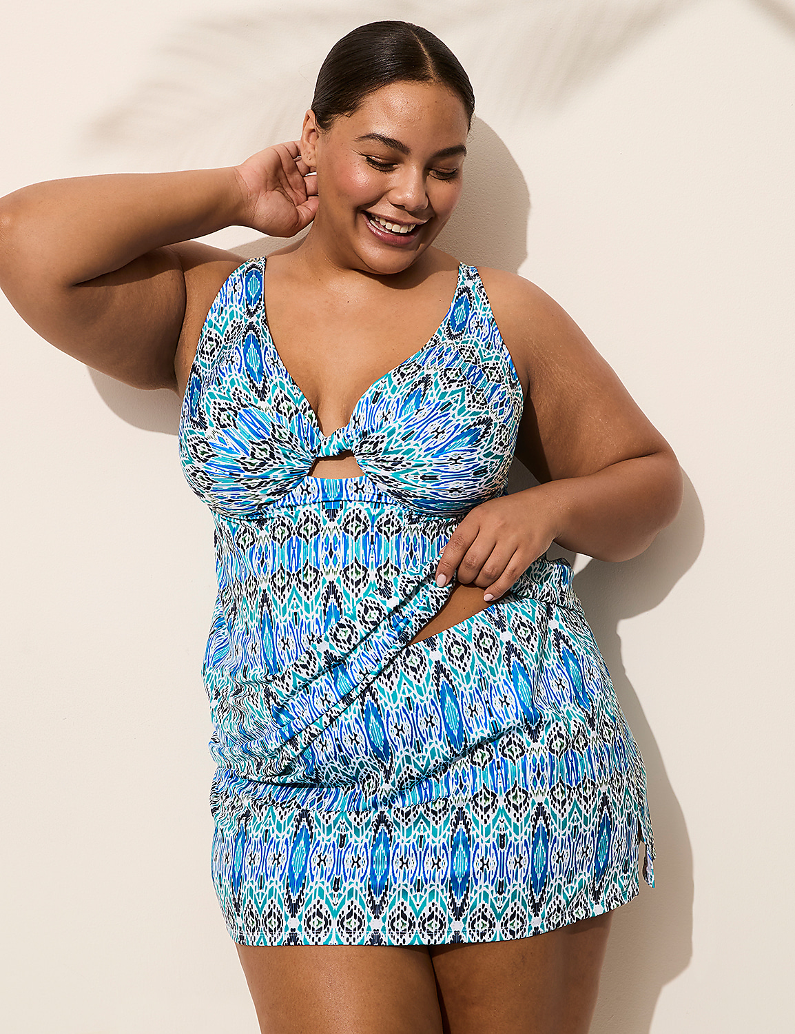 Underwire Knot-Front Tankini Top Product Image 5