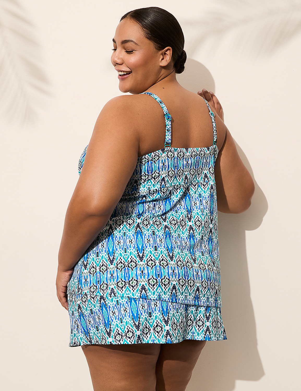 Underwire Knot-Front Tankini Top Product Image 2