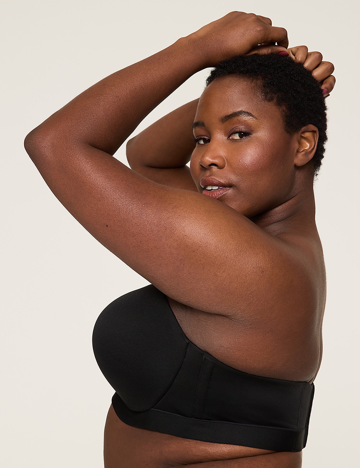 Comfort Bliss&reg; Plunge Multi-Way Strapless Bra Product Image 3