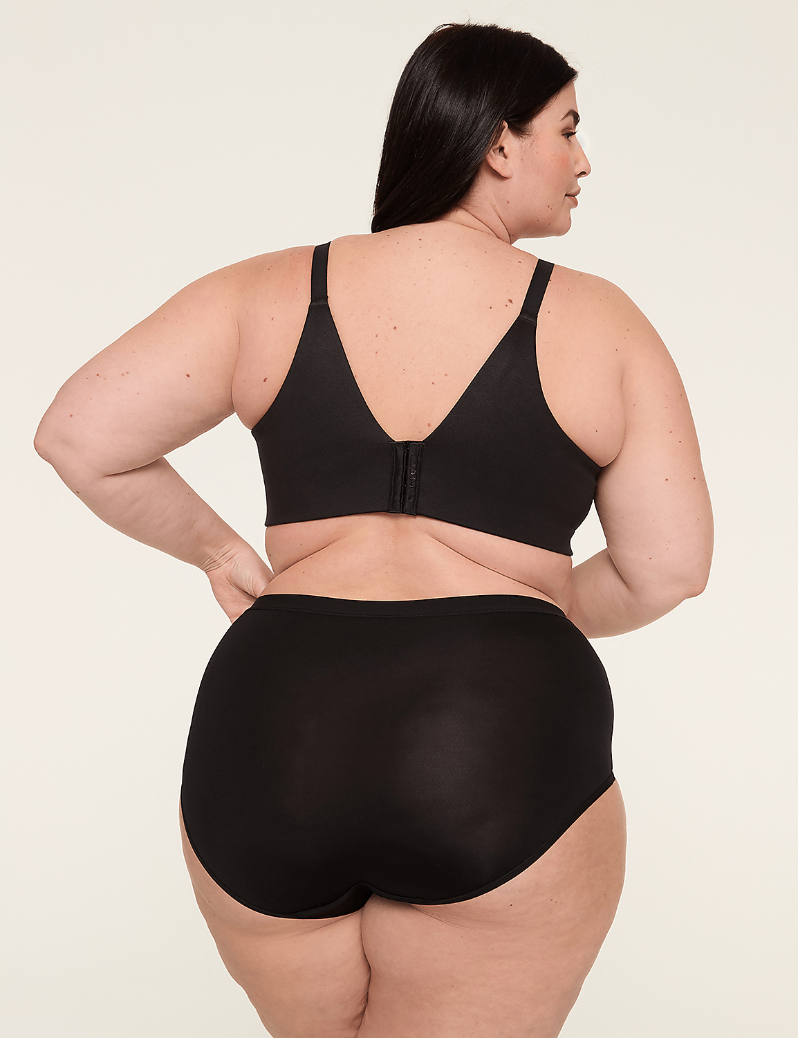 Invisible Backsmoother Lightly Lined No-Wire Bra Product Image 2
