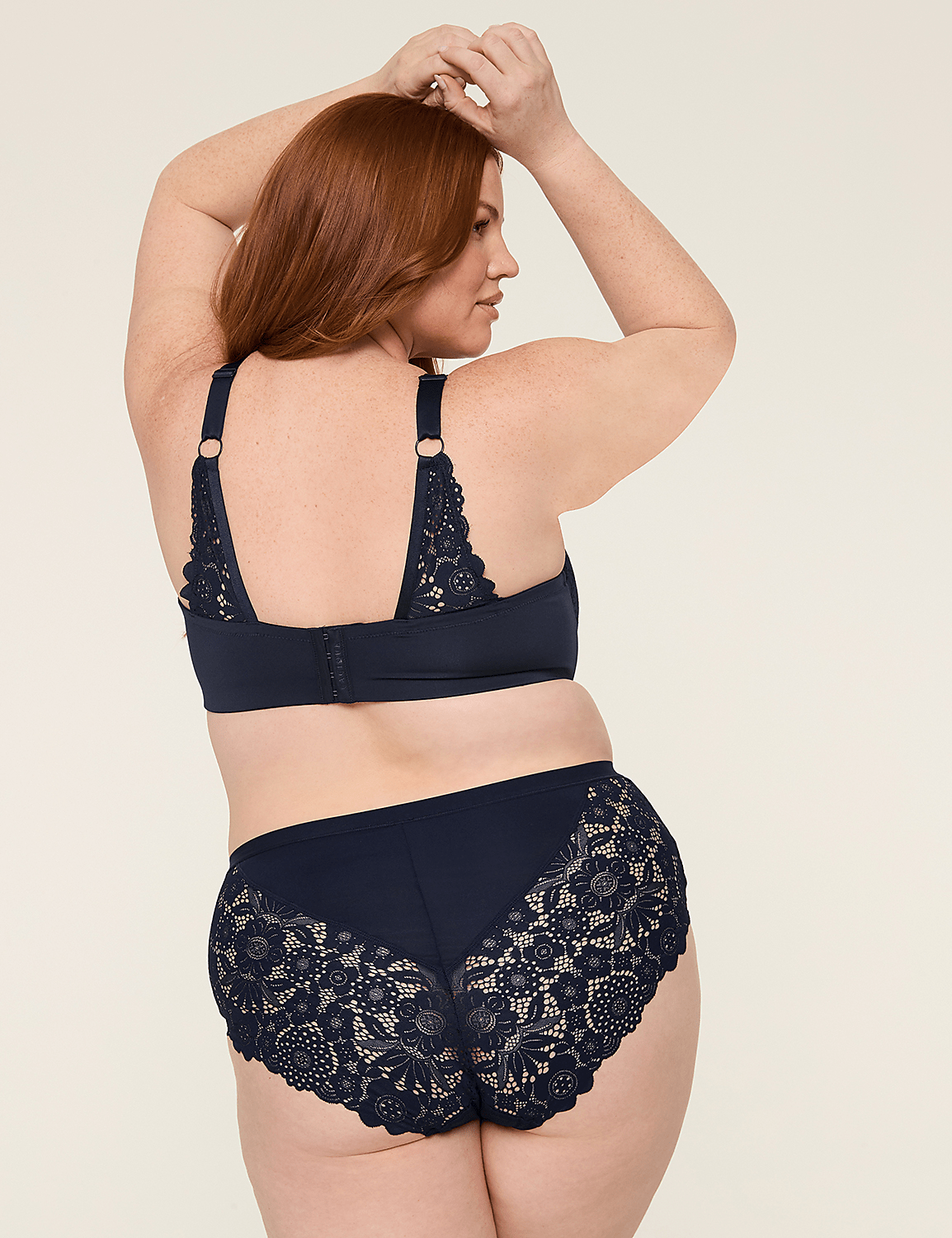 Smooth Lightly Lined Full Coverage Bra Product Image 2
