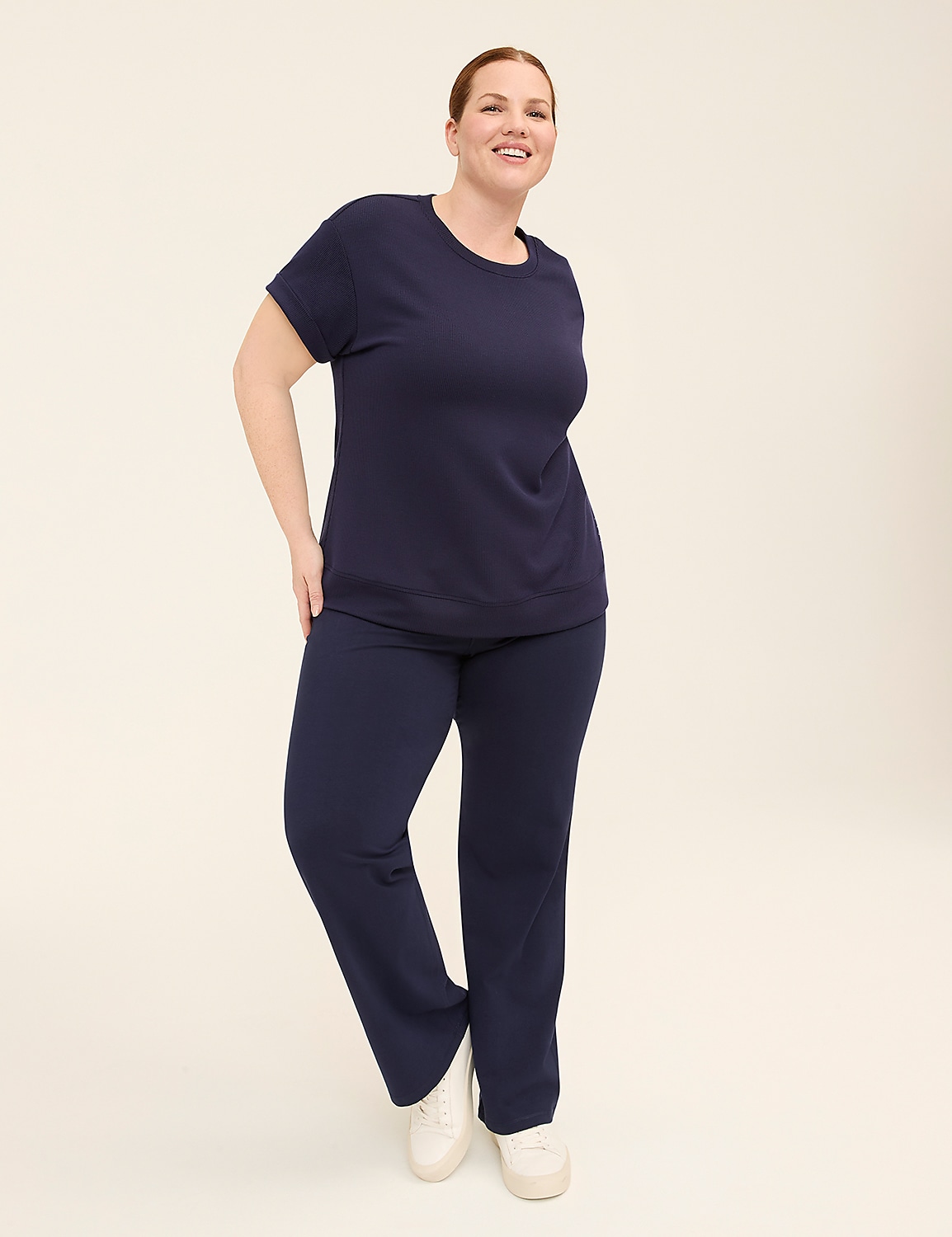 LIVI Signature Stretch Bootcut Pant Product Image 3