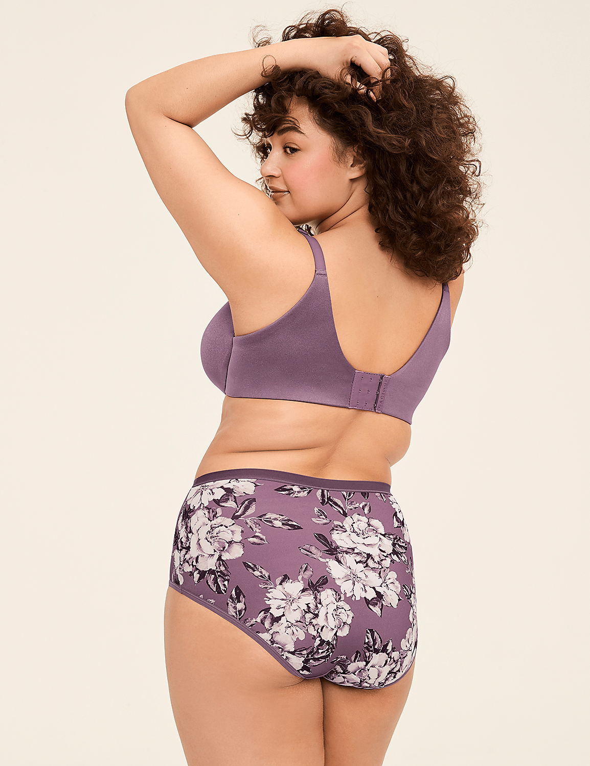 Invisible Backsmoother Lightly Lined Full Coverage Bra Product Image 2