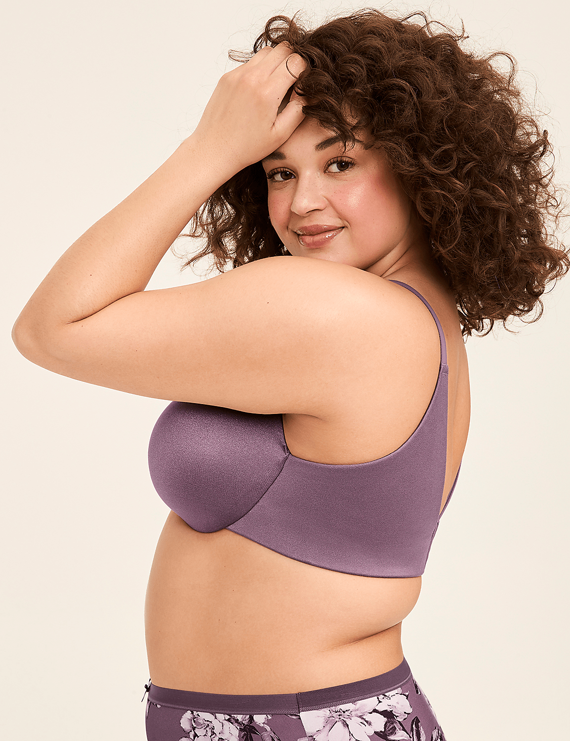 Invisible Backsmoother Lightly Lined Full Coverage Bra Product Image 3