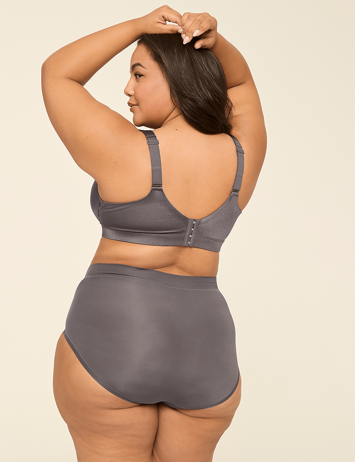 Comfort Bliss&reg; Lightly Lined Full Coverage Bra With Lace Product Image 2