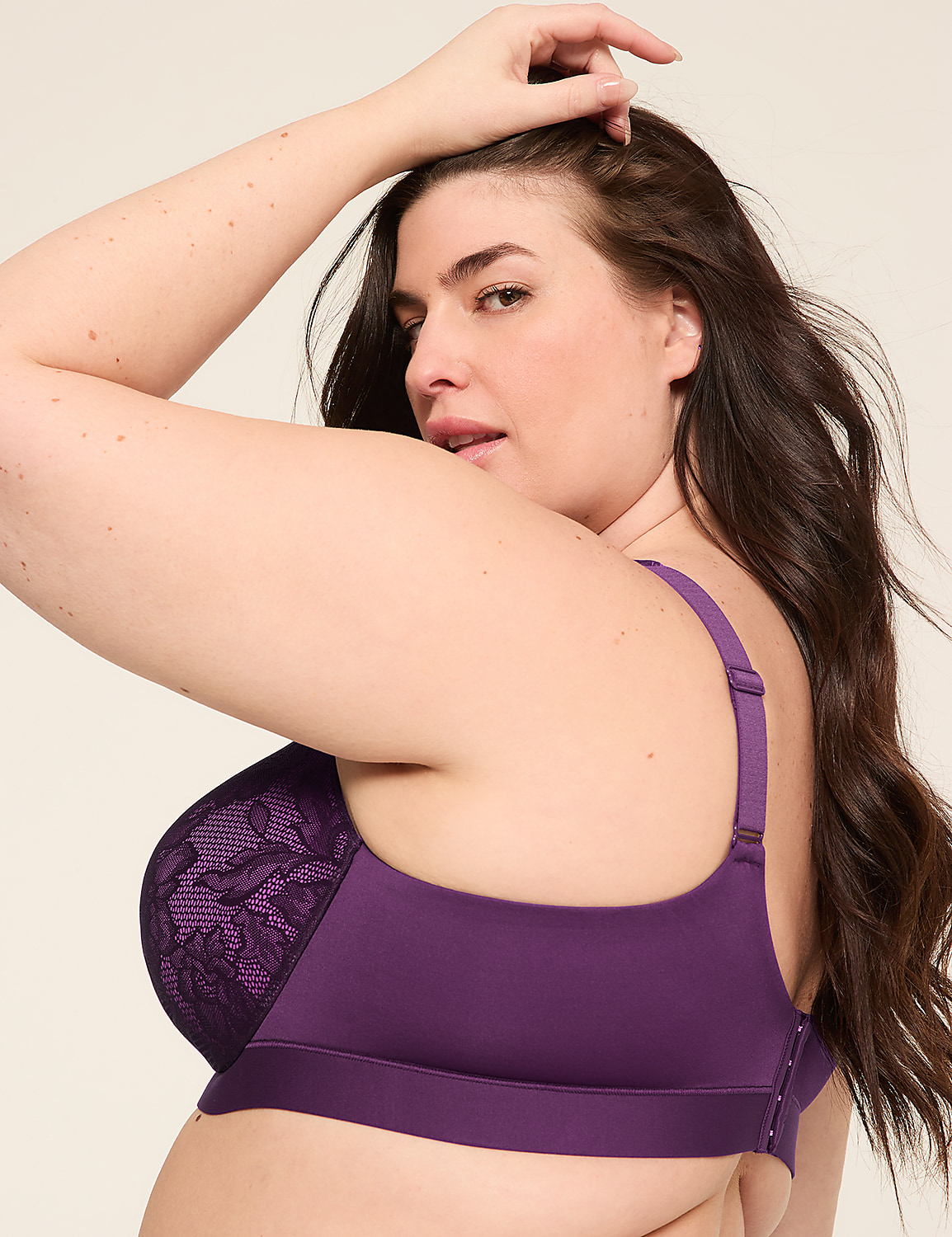 Comfort Bliss&reg; Lightly Lined Balconette Bra Product Image 3