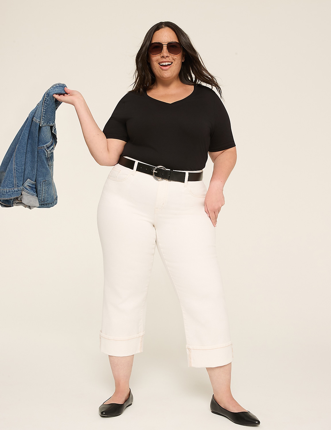Perfect Sleeve V-Neck Tee Product Image 3