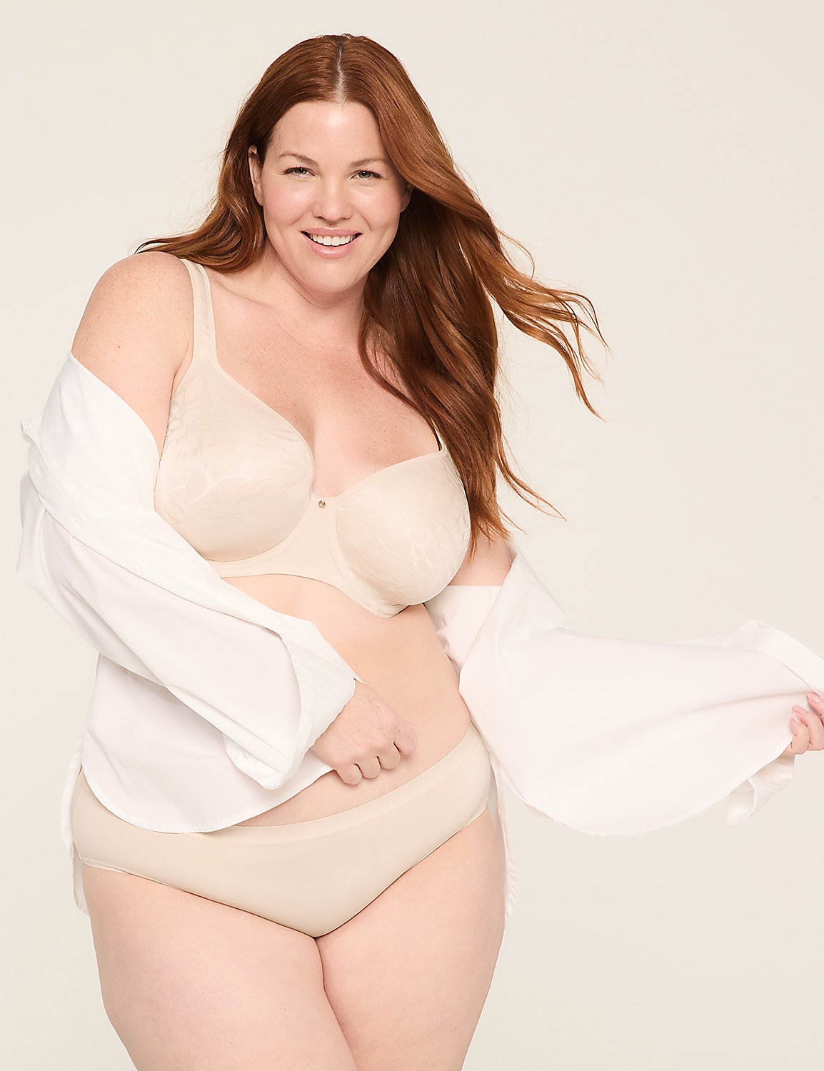 Lightest Lift&trade; Lightly Lined Balconette Bra Product Image 4