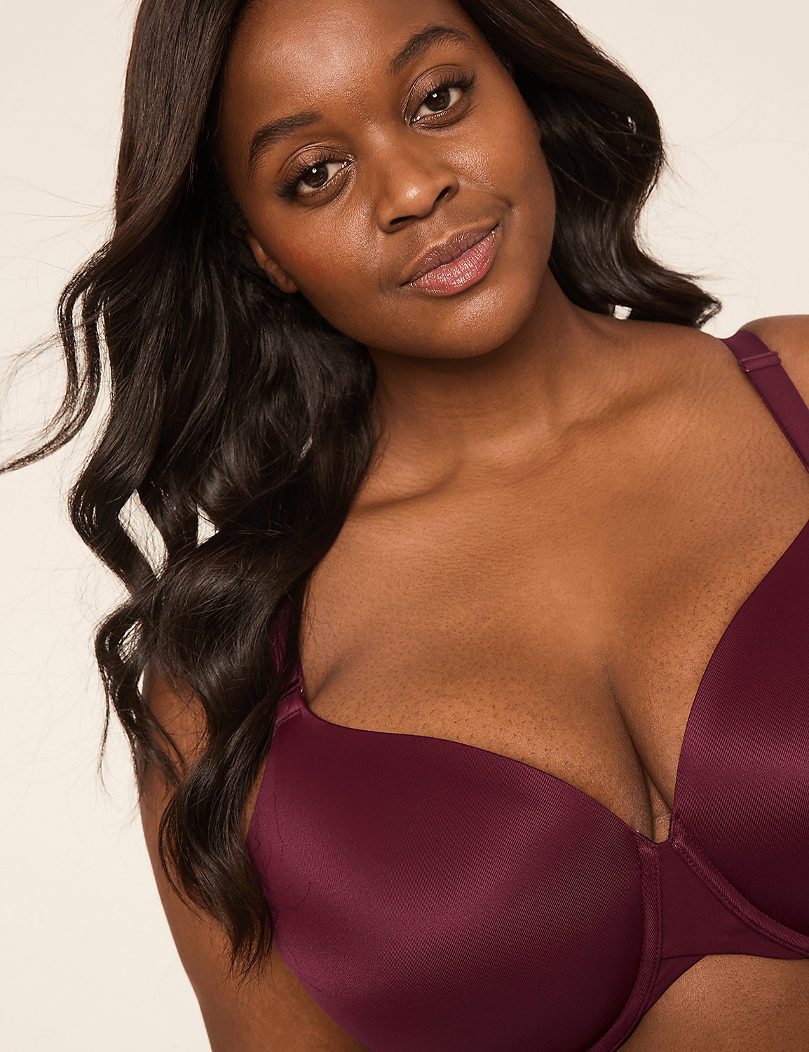 Totally Smooth Lightly Lined Full Coverage Bra Product Image 4