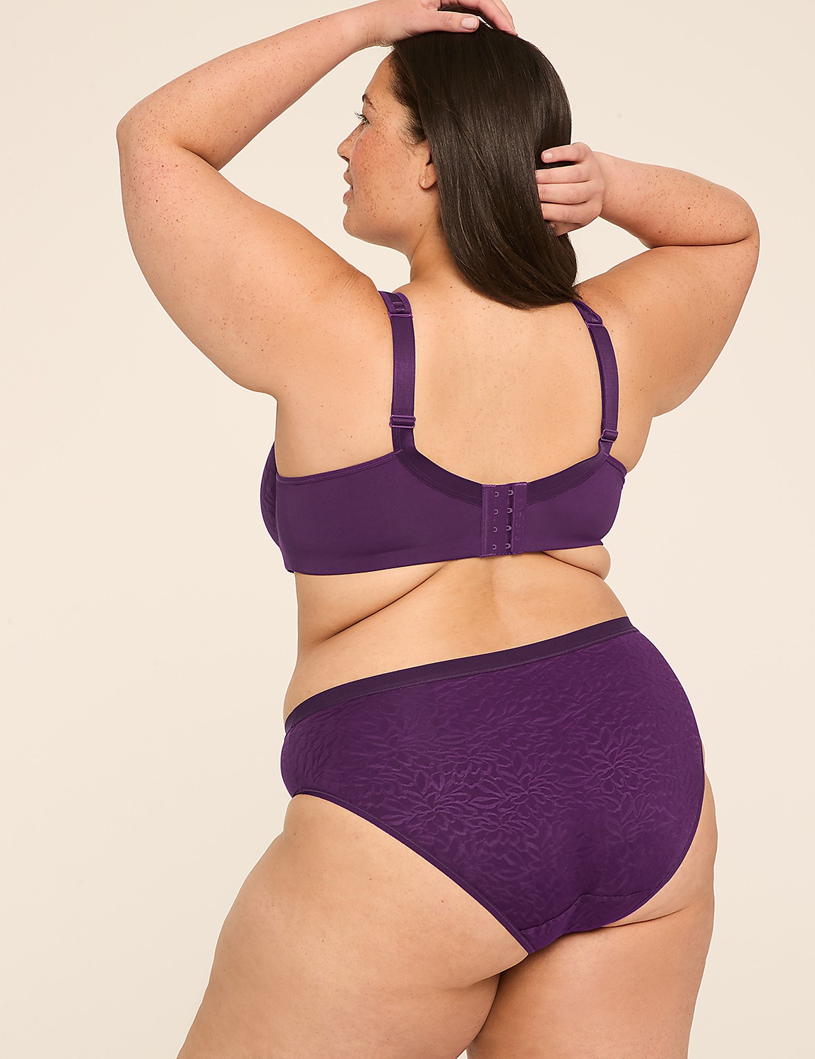 No-Show Hipster Panty With Textured Lace Product Image 2