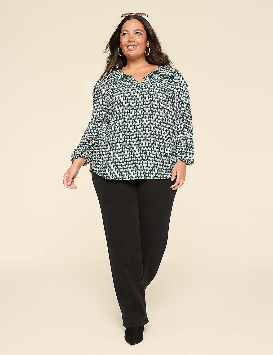 Bracelet-Sleeve Split-Neck Popover Blouse Product Image 3