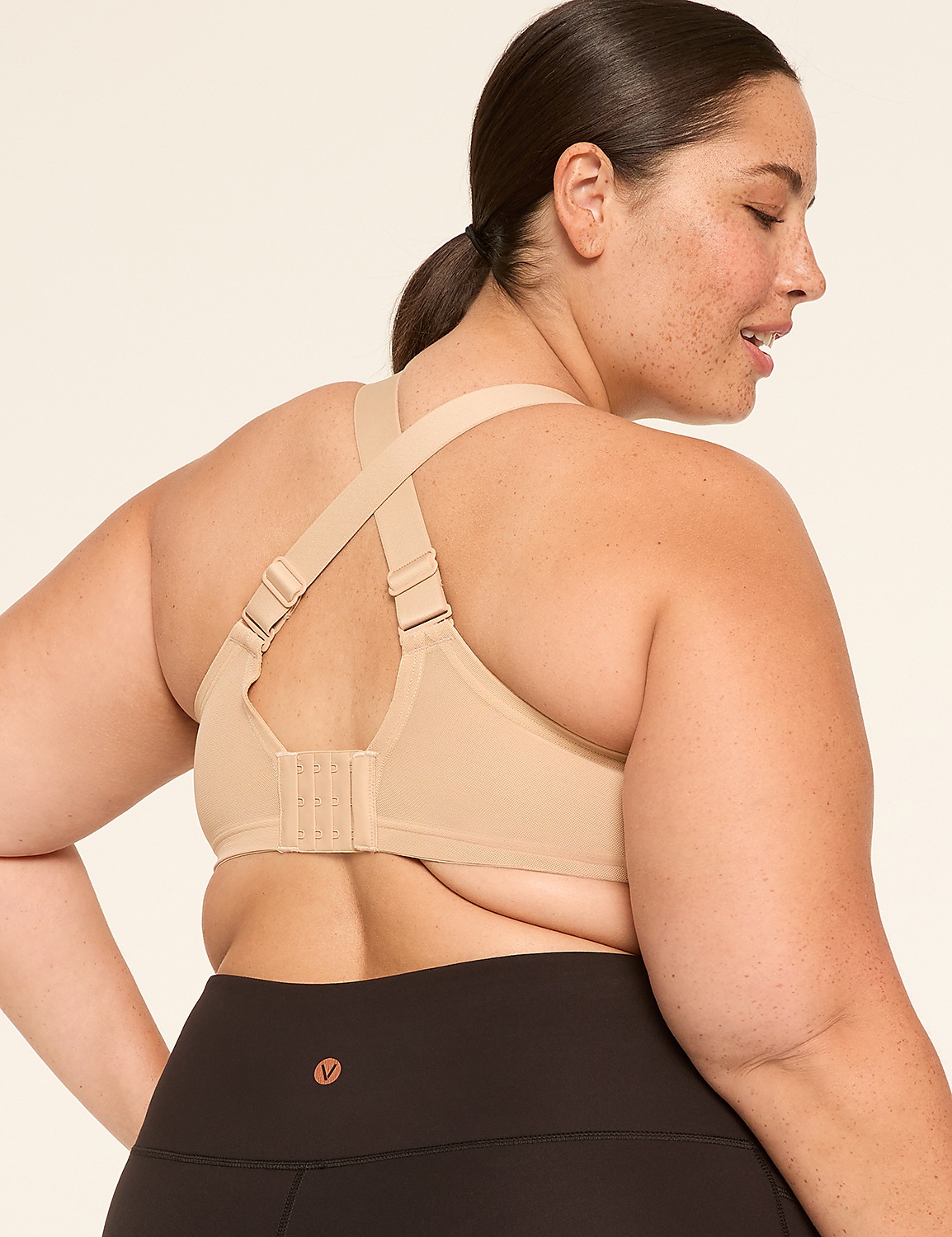 LIVI Wireless Medium-Impact Wicking Sports Bra Product Image 5