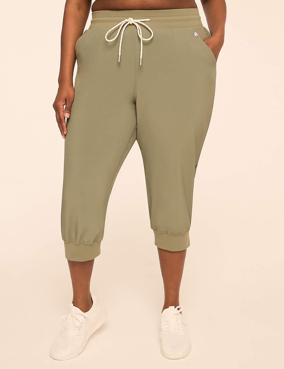 LIVI Stretch Woven Capri Jogger Product Image 1