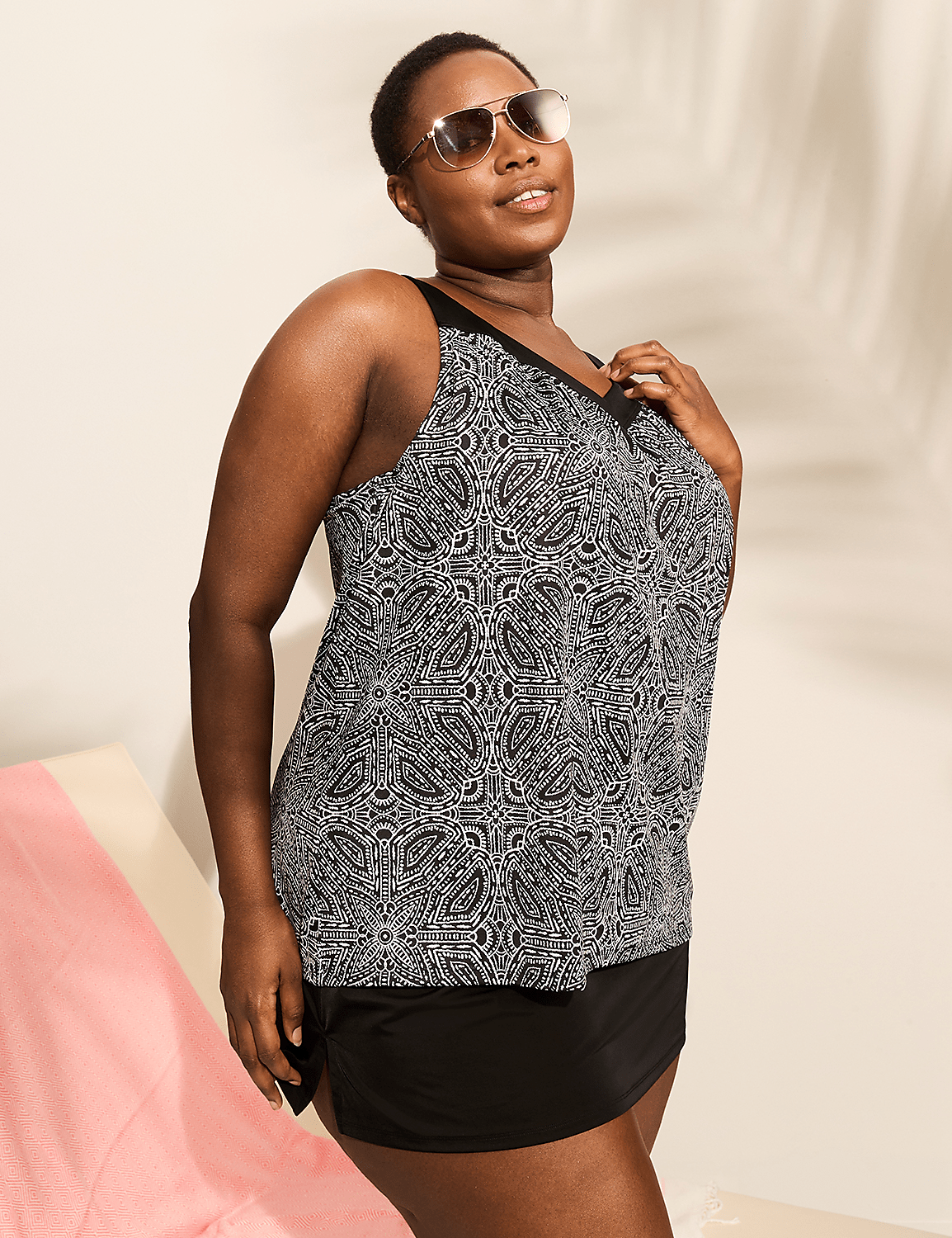Underwire V-Neck Unlined Tankini Product Image 3