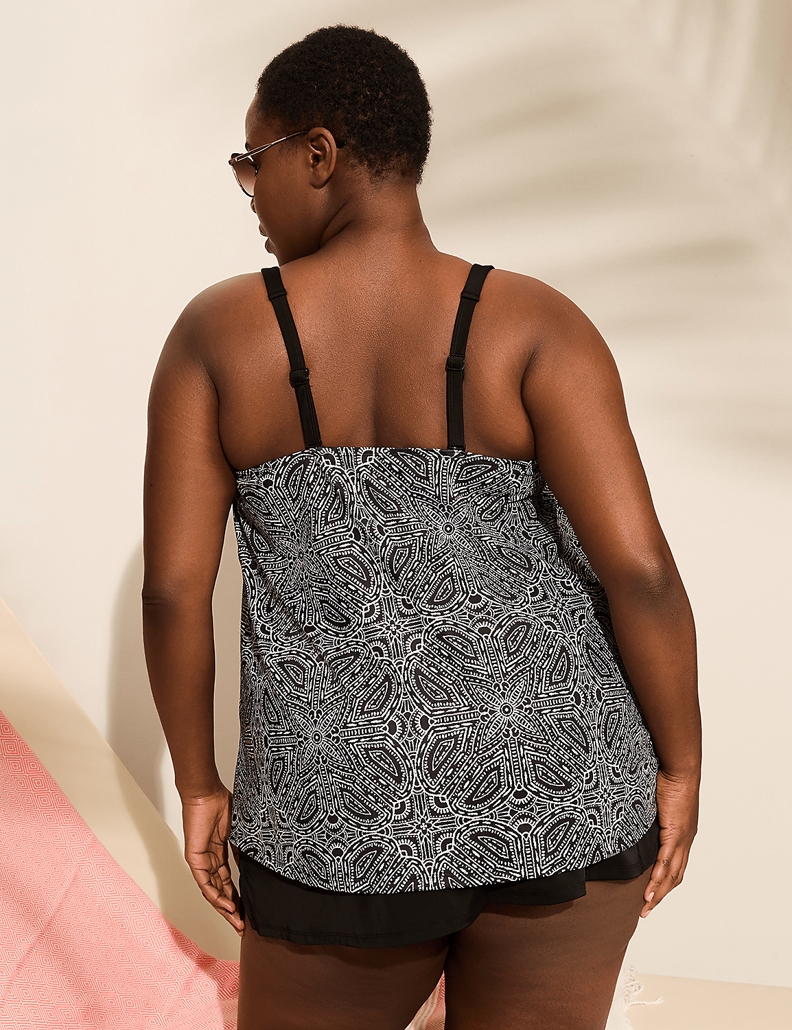 Underwire V-Neck Unlined Tankini Product Image 2