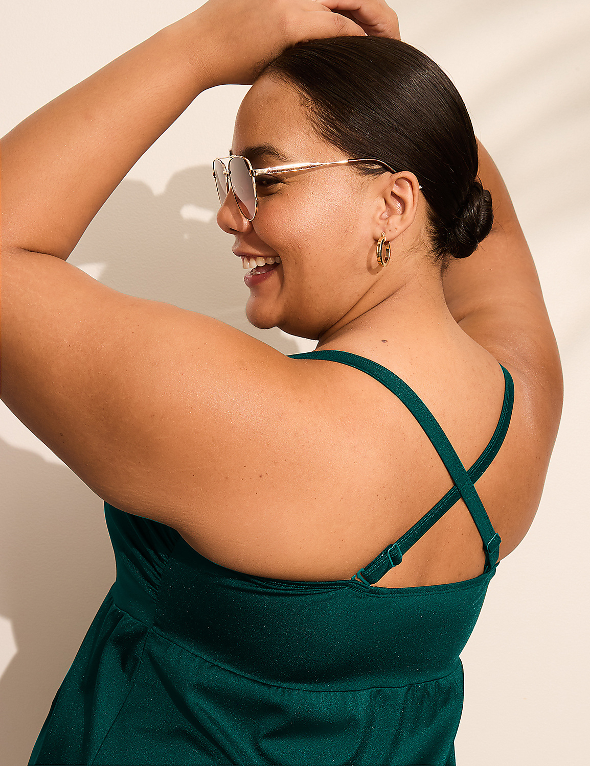 Underwire Shimmer Strapless Tankini Top Product Image 5