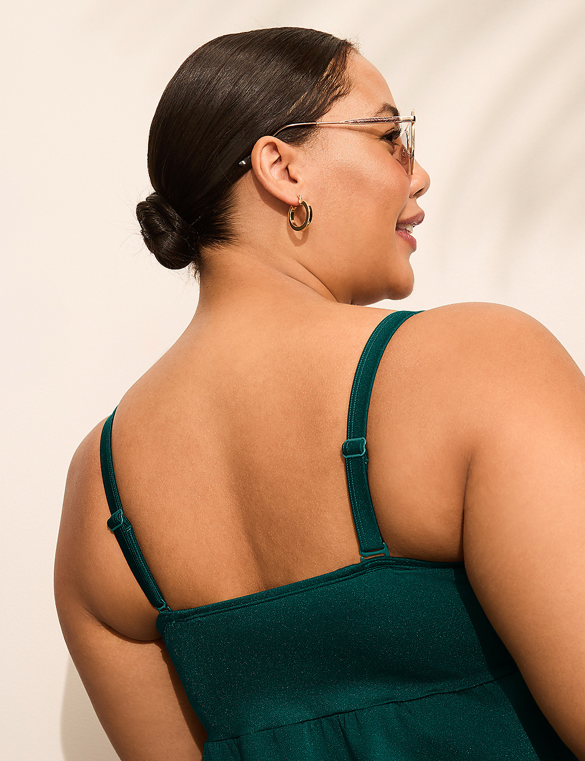 Underwire Shimmer Strapless Tankini Top Product Image 6