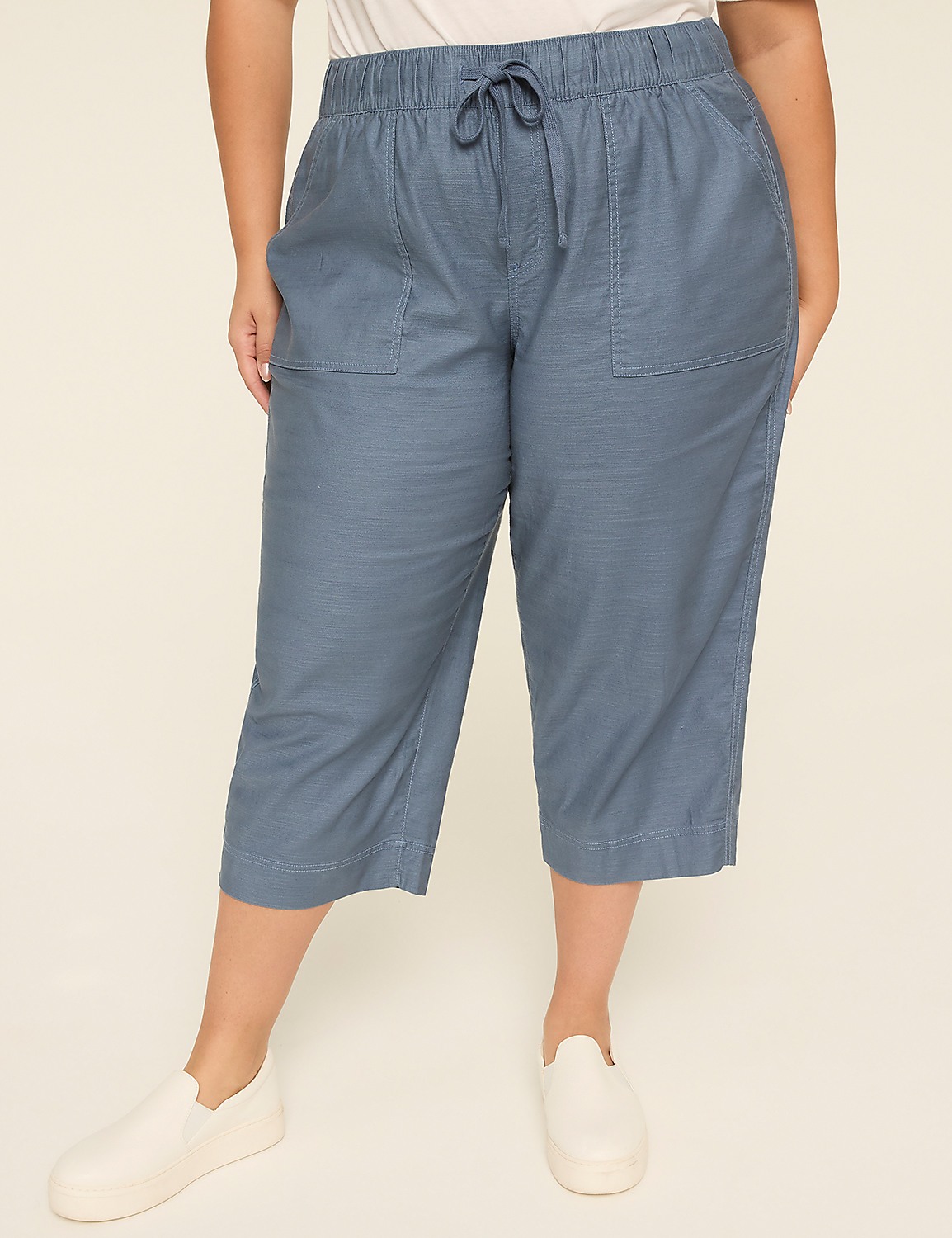 Slub Pull-On Capri Pant Product Image 4