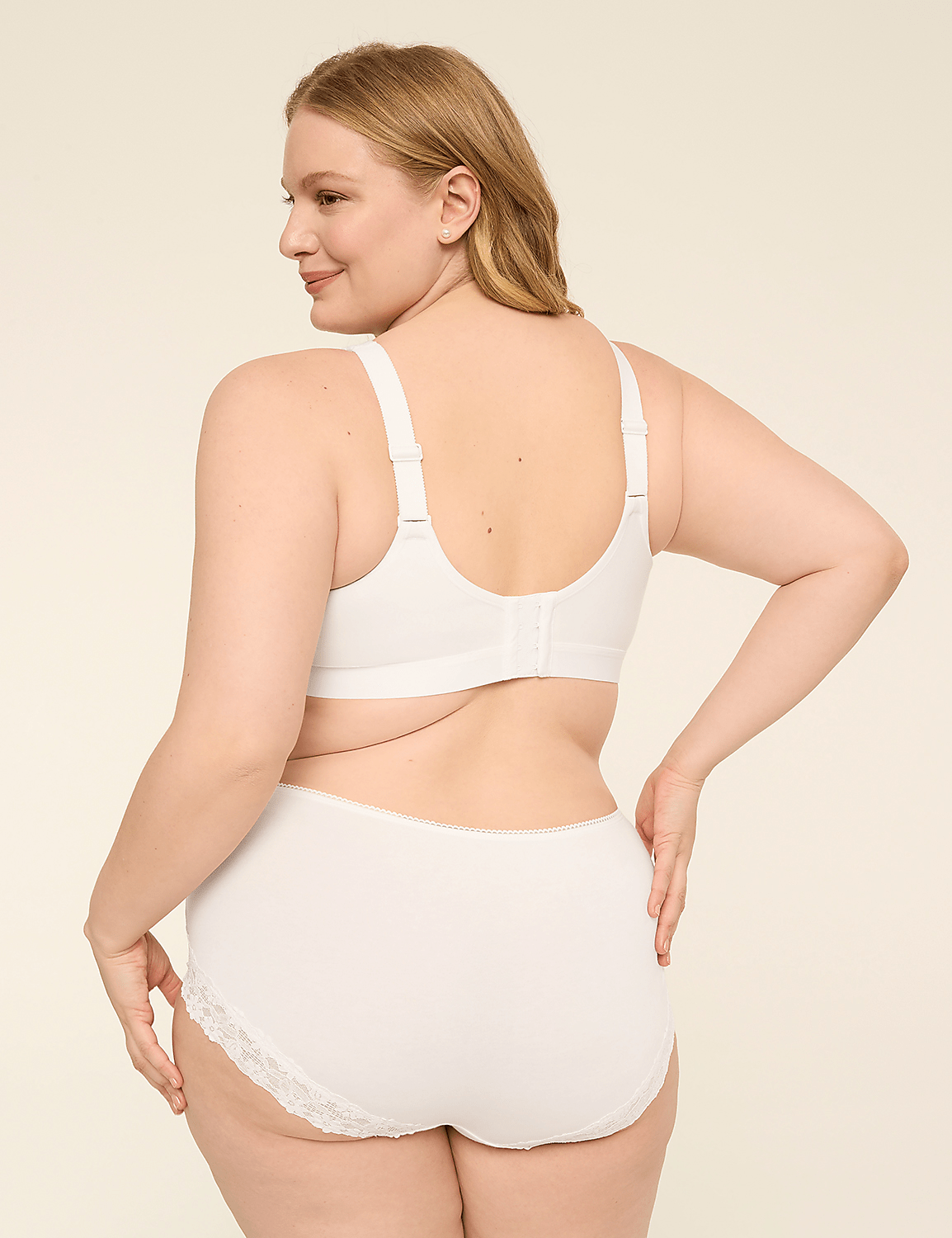 Cotton Lightly Lined No-Wire Bra With Lace Product Image 2