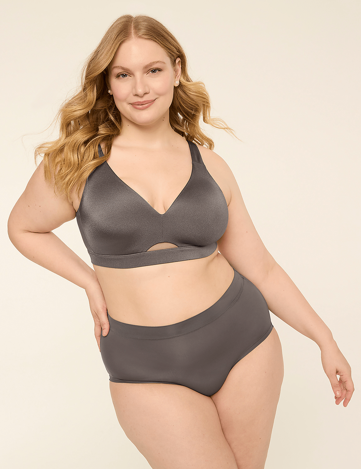 Comfort Bliss&reg; Lightly Lined No-Wire Bra Product Image 3