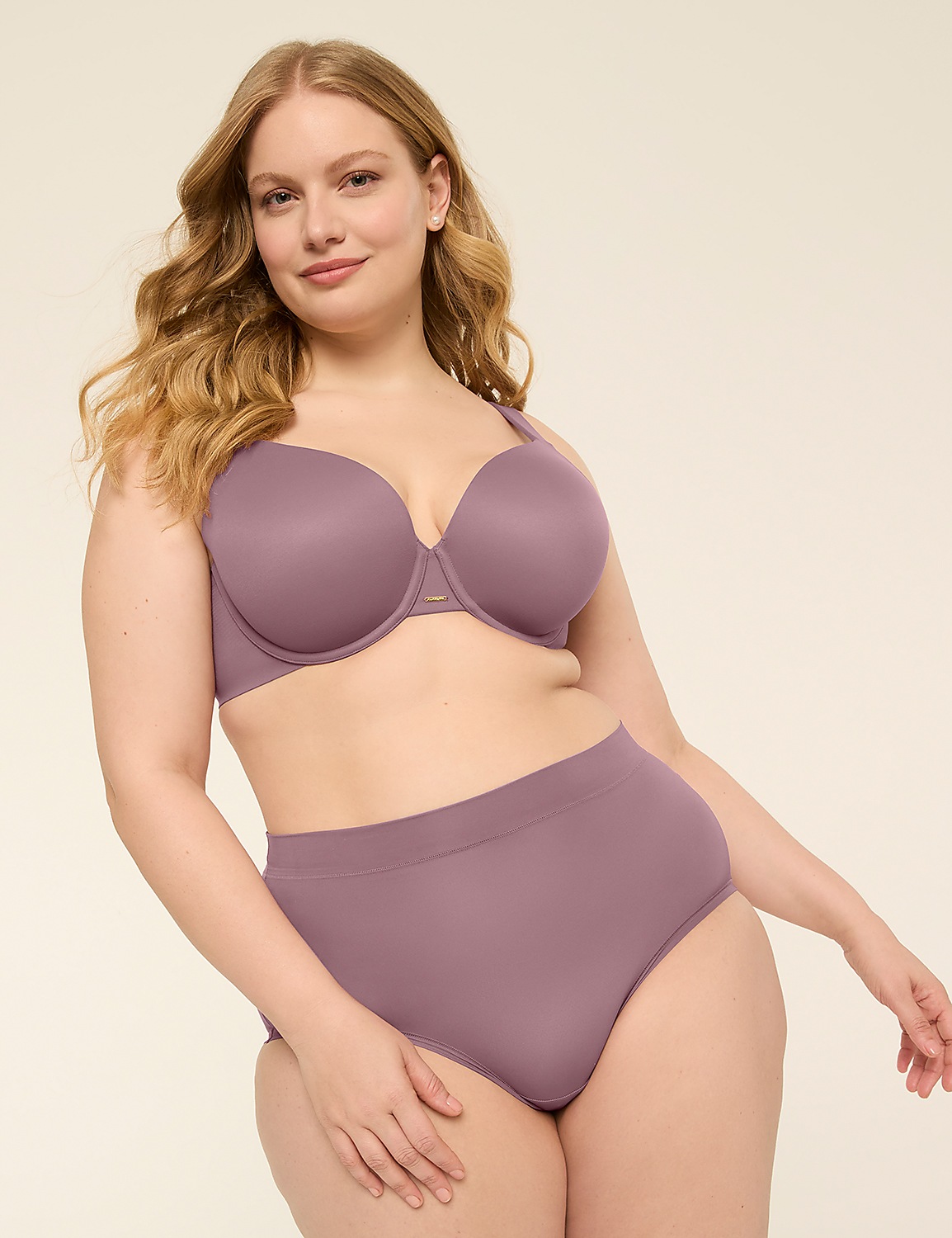 Modern Luxe Lightly Lined Full Coverage Bra Product Image 3