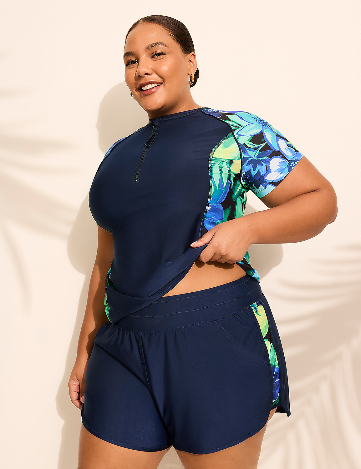 Quarter-Zip Short-Sleeve Rash Guard Product Image 5